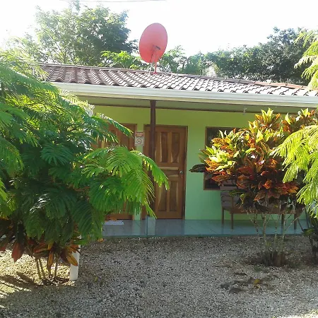 Cabinas Lalimar Hotel