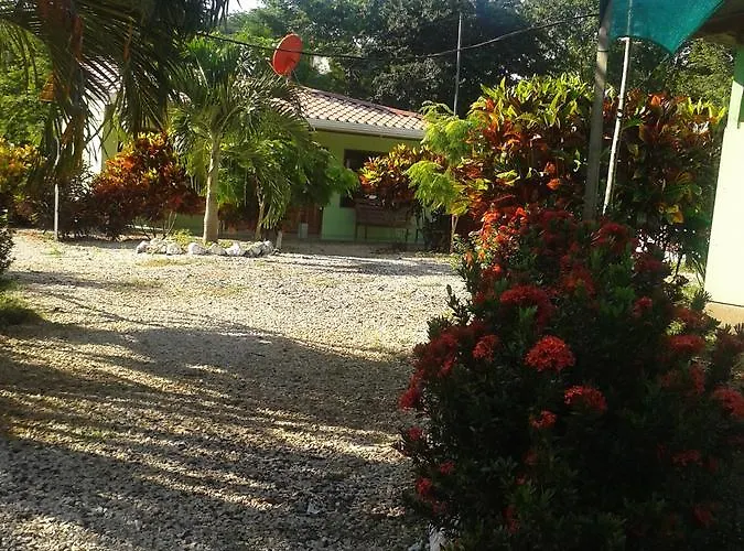 Cabinas Lalimar * Puerto Coyote