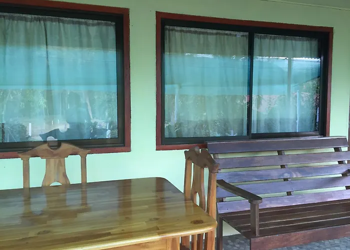 Cabinas Lalimar Hotel *