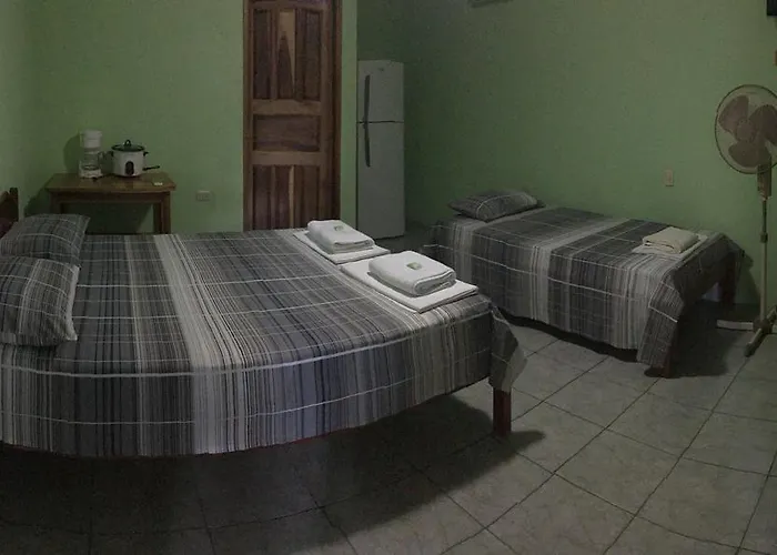 Cabinas Lalimar * Puerto Coyote